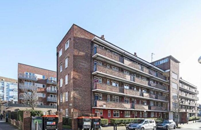 2 Bedroom Flat For Sale In Retreat Place, Fieldwick House Retreat Place, E9