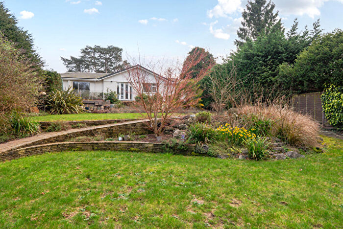 5 Bedroom Bungalow For Sale In Boundstone Road, Wrecclesham, Farnham, GU10