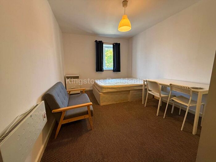 2 Bedroom Flat To Rent In Miskin Street, Cathays, CF24