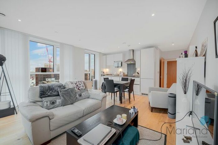 1 Bedroom Flat For Sale In Sovereign Tower, Emily Street, Canning Town, London, E16