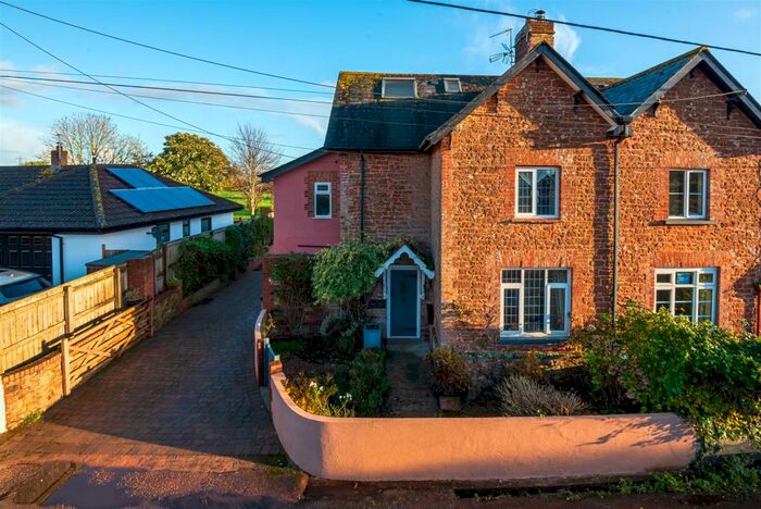 4 Bedroom Semi-Detached House For Sale In Poltimore, Exeter, EX4