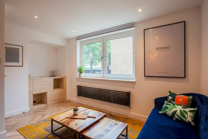 2 Bedroom Flat To Rent In Geneva Drive, Brixton, London, SW9