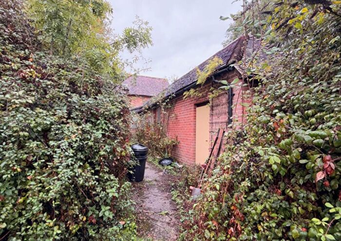 3 Bedroom Cottage For Sale In Rose Cottage Bunkers Hill, Hatchet Lane, Beaulieu, Brockenhurst, Hampshire, SO42
