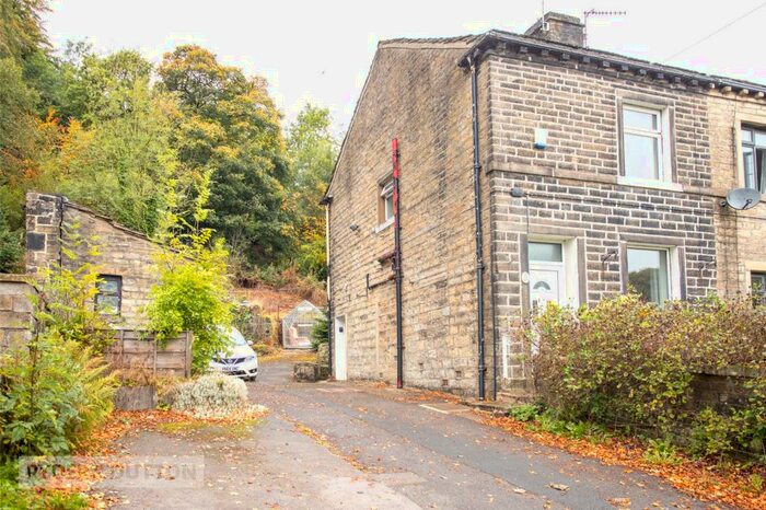 2 Bedroom End Of Terrace House For Sale In Oldham Road, Sowerby Bridge, West Yorkshire, HX6
