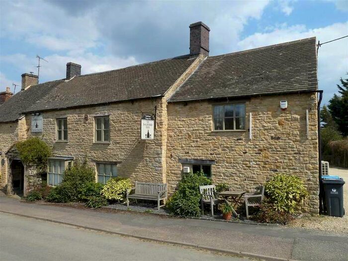 Commercial Property For Sale In Lower End, Salford, OX7