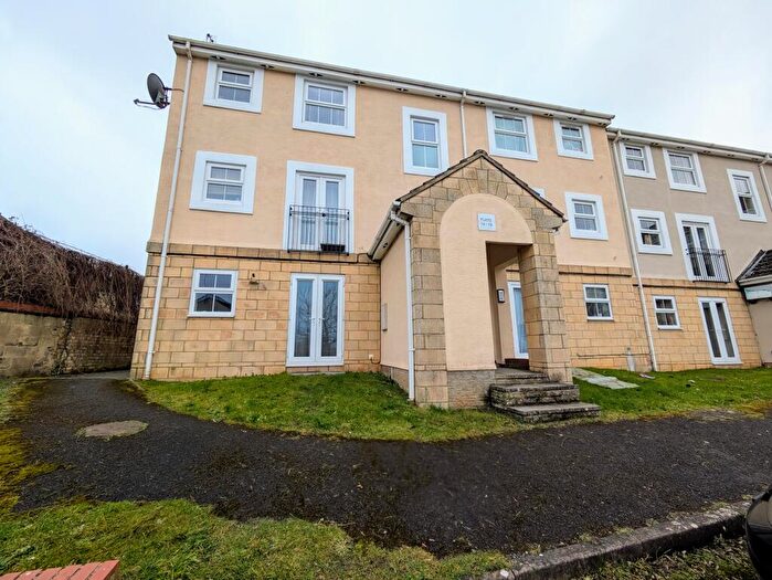 2 Bedroom Apartment To Rent In Queens Square, Chippenham, SN15