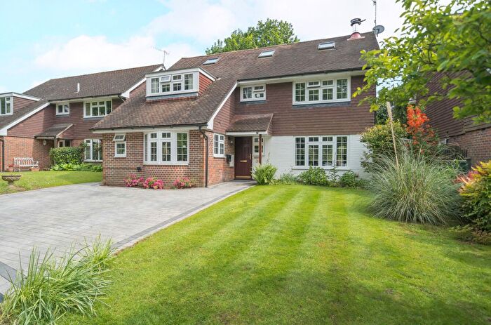 6 Bedroom Detached House For Sale In Godalming, Surrey, GU7