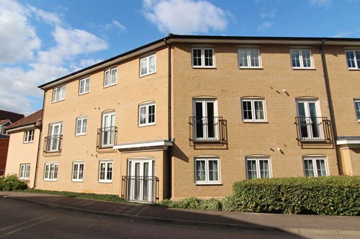 2 Bedroom Flat For Sale In Abbots Gate, Lydgate Court Abbots Gate, IP33