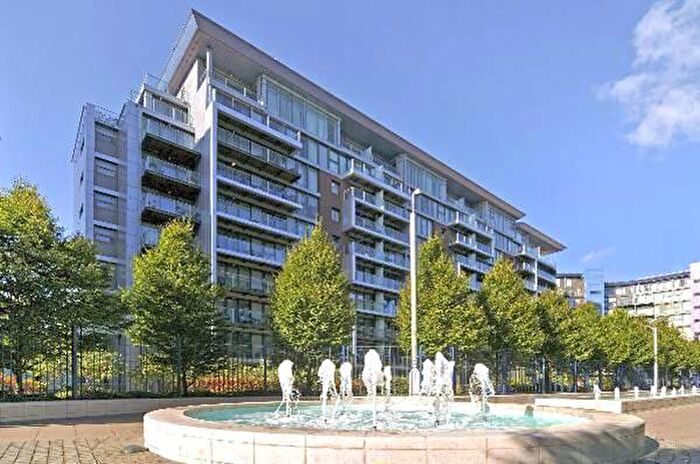 1 Bedroom Apartment To Rent In Eustace Building, Queenstown Road, London, SW11