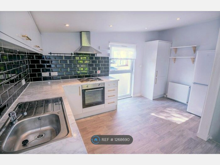 2 Bedroom Terraced House To Rent In Berryhill Road, Cumbernauld, Glasgow G67