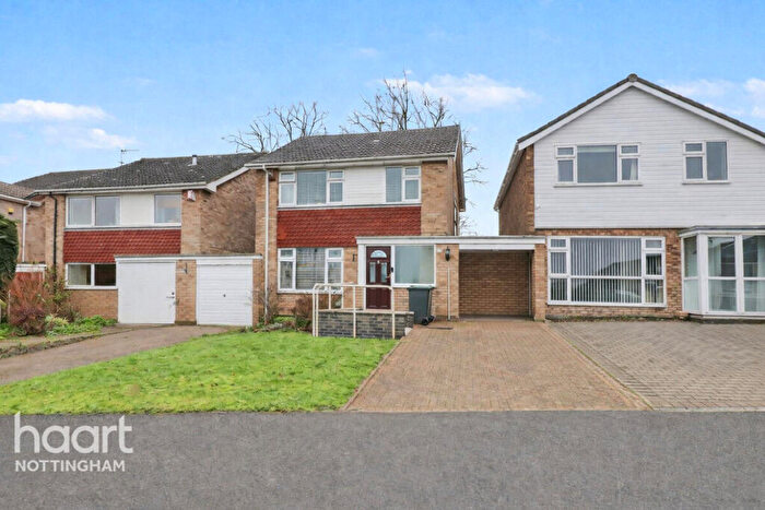 4 Bedroom Link Detached House For Sale In Penrhyn Crescent, Nottingham, NG9