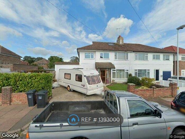 6 Bedroom Detached House To Rent In Bramley Road, Worthing, BN14
