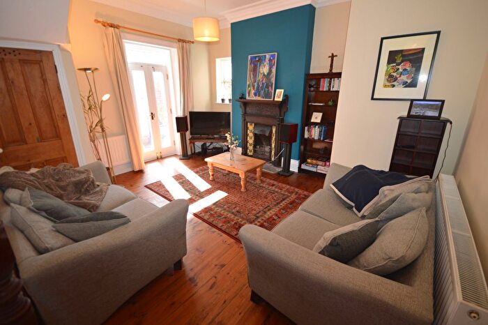 3 Bedroom End Of Terrace House To Rent In Forsyth Road, Newcastle Upon Tyne, NE2