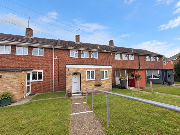 2 Bedroom Terraced House For Sale In Millbrook, Southampton, SO16