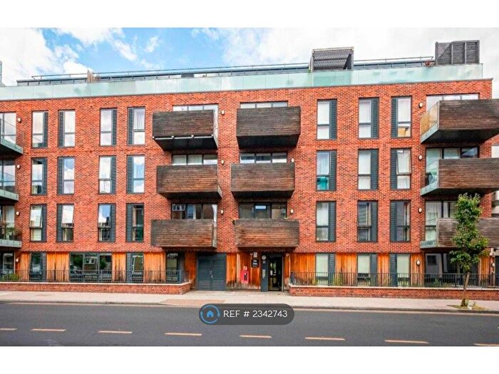 1 Bedroom Flat To Rent In Pilch House, London, E3