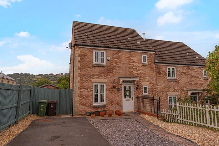 3 Bedroom Semi-Detached House For Sale In Foundry Road, Risca, NP11