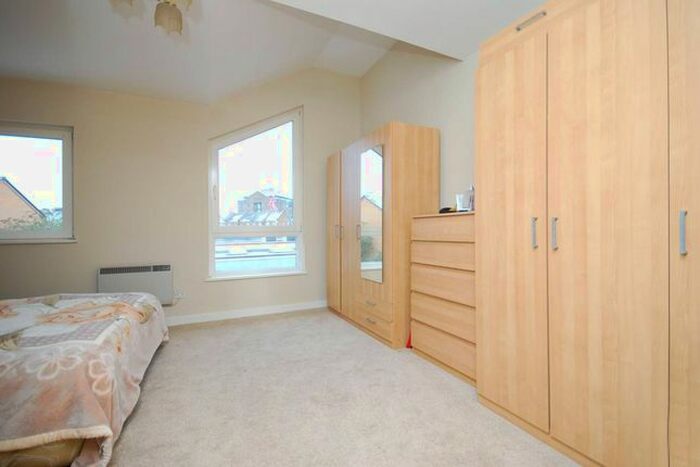 4 Bedroom Town House To Rent In Cyclops Mews, Isle Of Dogs, E14