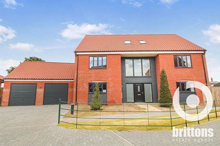 5 Bedroom Detached House For Sale In Bakers Way, Docking, PE31