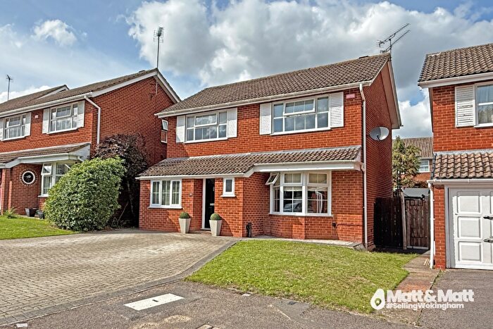 4 Bedroom Detached House For Sale In Overbury Avenue, Wokingham, Berkshire, RG41