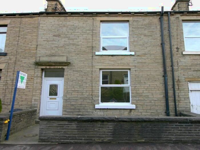 2 Bedroom Terraced House To Rent In Thornhill Road, Rastrick, Brighouse, HD6