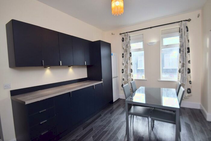4 Bedroom Flat To Rent In Ashford Street, Shelton, Stoke-On-Trent, ST4