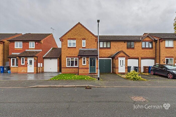 3 Bedroom End Of Terrace House For Sale In Lingfield Road, Branston, DE14