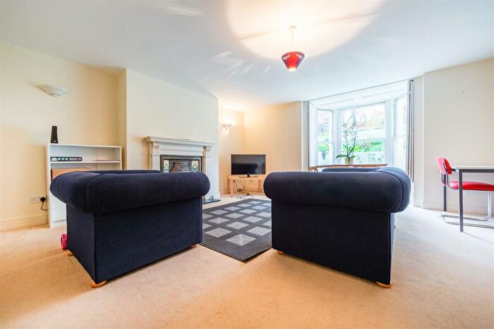 2 Bedroom Apartment To Rent In Akenside Lower, Jesmond, NE2