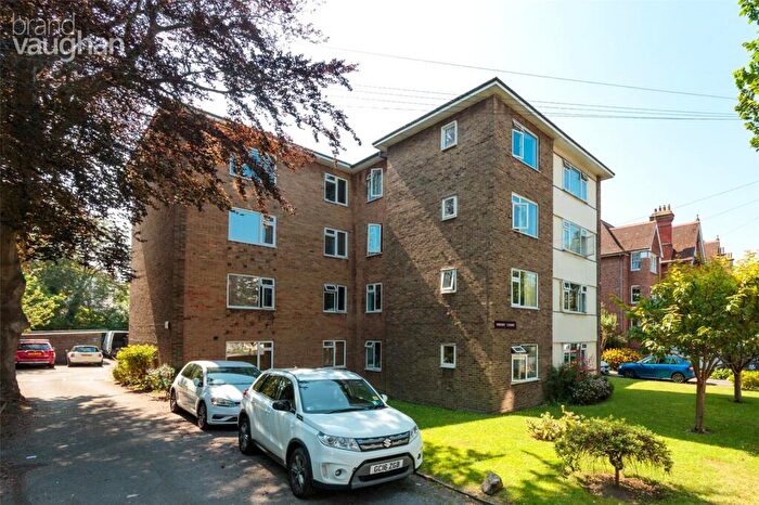 2 Bedroom Flat To Rent In Stanford Avenue, Brighton, East Sussex, BN1