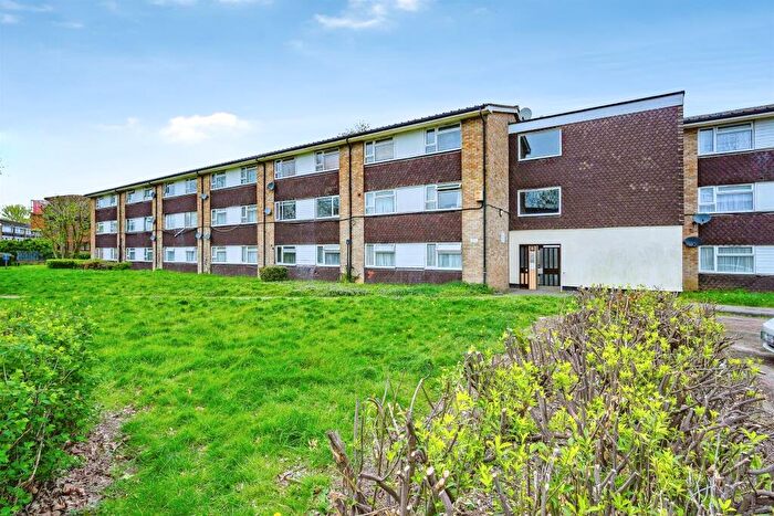 1 Bedroom Flat For Sale In Waveney, Hemel Hempstead, HP2
