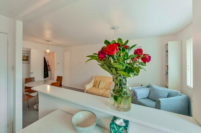 1 Bedroom Flat To Rent In Bakers Hill, Clapton, London, E5