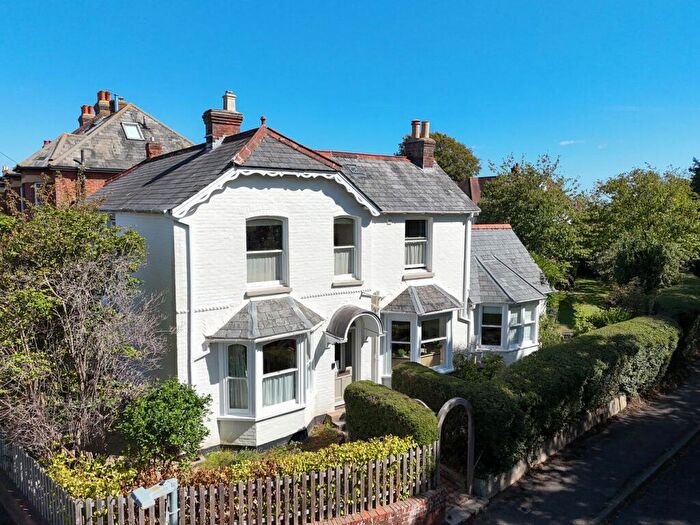 5 Bedroom Detached House For Sale In Kings Saltern Road, Lymington, SO41