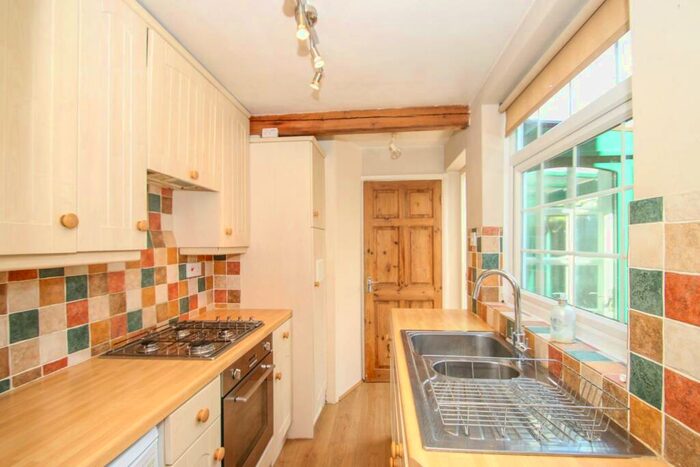 2 Bedroom Semi-Detached House To Rent In Ludlow Road, Guildford, GU2