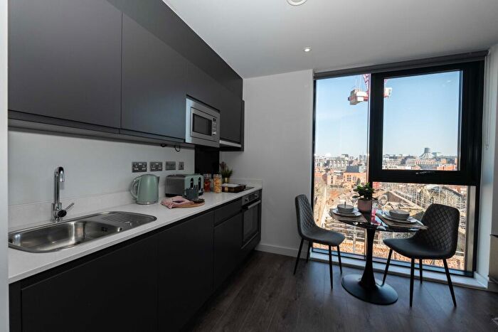Apartment To Rent In Carpenters Row, Liverpool, L1