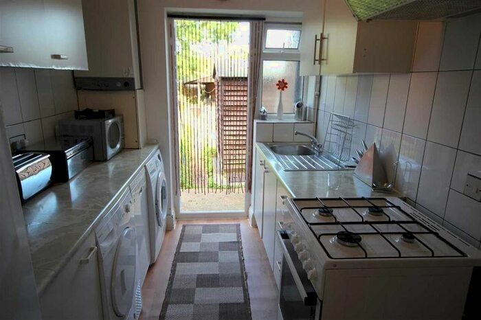 2 Bedroom Maisonette To Rent In Millway Gardens, Northolt, UB5