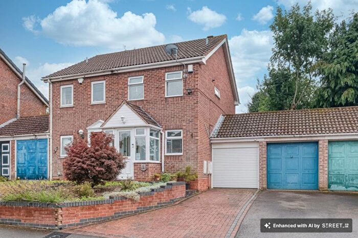 2 Bedroom Semi Detached House For Sale In The Woodleys, Birmingham, B14