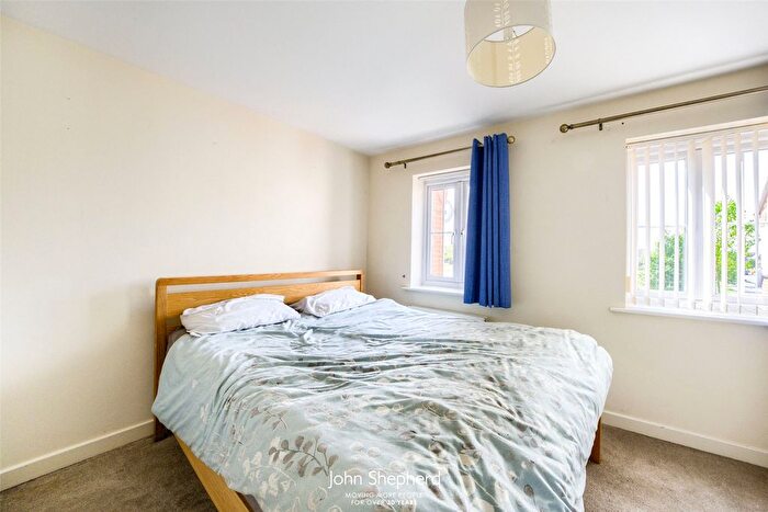 1 Bedroom Flat For Sale In Earlswood Way, Cannock, Staffordshire, WS11