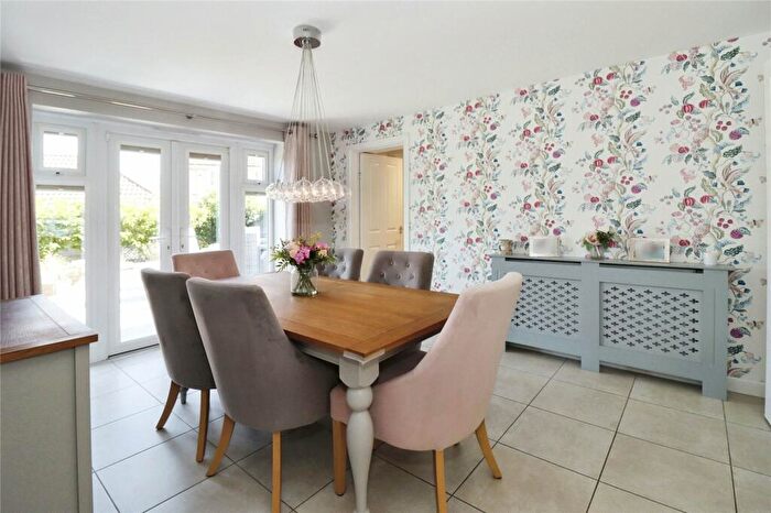 4 Bedroom Detached House For Sale In Viola Way, Lyde Green, Bristol, BS16