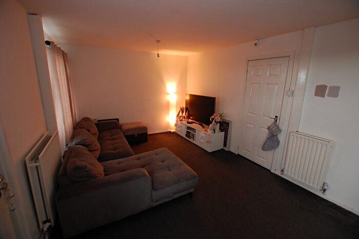 3 Bedroom End Of Terrace House For Sale In Eskdale Terrace, Stalybridge, Greater Manchester, SK15