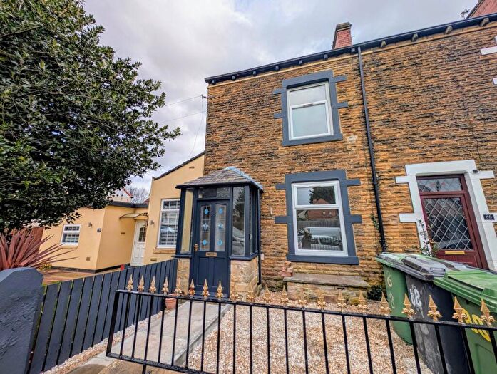 4 Bedroom Terraced House For Sale In Eshald Place, Woodlesford, Leeds, West Yorkshire, LS26