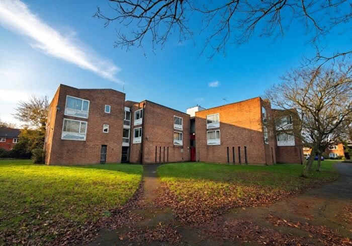 1 Bedroom Flat For Sale In Shackleton Court, Whitley Close, Staines-Upon-Thames, Middlesex, TW19