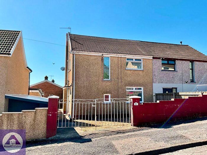 3 Bedroom Semi-Detached House For Sale In Brynawel, Brynmawr, Ebbw Vale, NP23