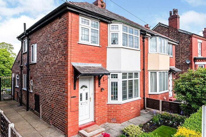 3 Bedroom Semi-Detached House For Sale In Trafalgar Road, Salford, Greater Manchester, M6