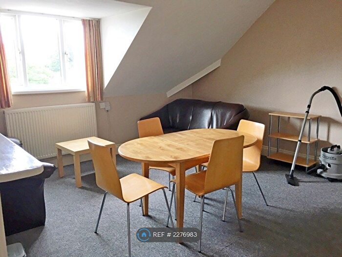 3 Bedroom Flat To Rent In Redland Road, Bristol, BS6