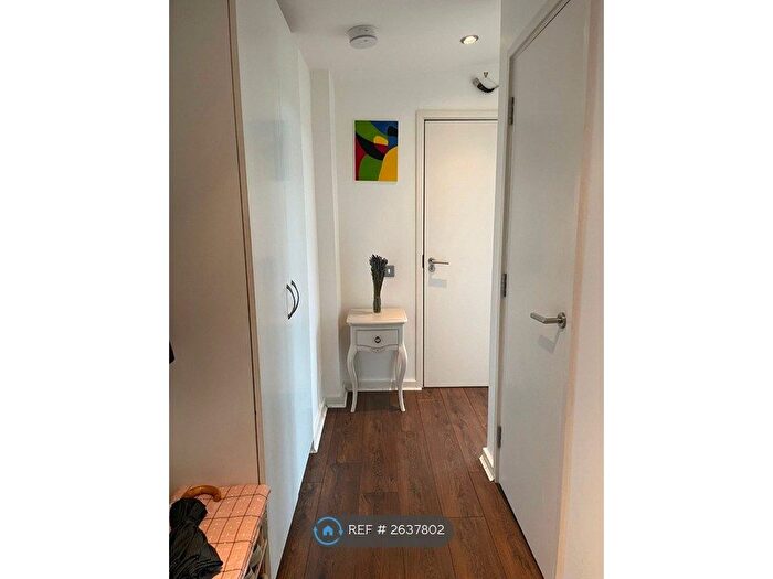 1 Bedroom Flat To Rent In Edison Court, London, SE10