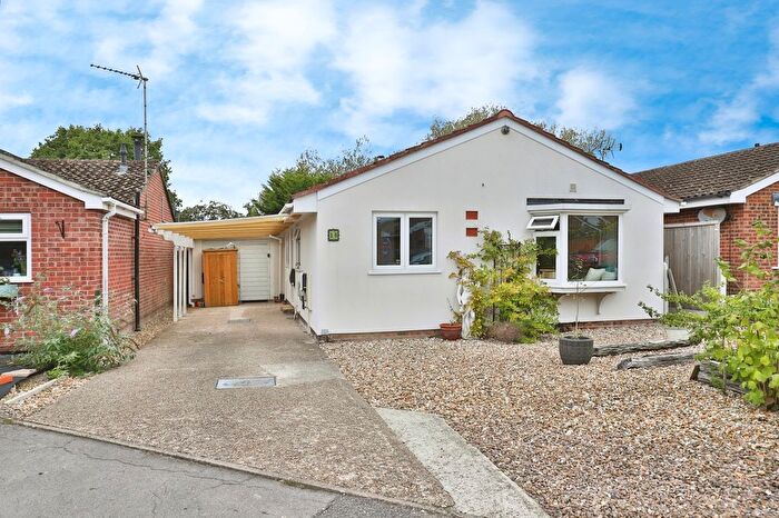 2 Bedroom Bungalow For Sale In Larch Close, St. Ives, Ringwood, Dorset, BH24