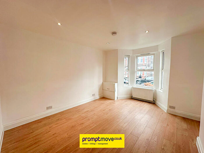 1 Bedroom Flat To Rent In Bury Park Road Luton, LU1