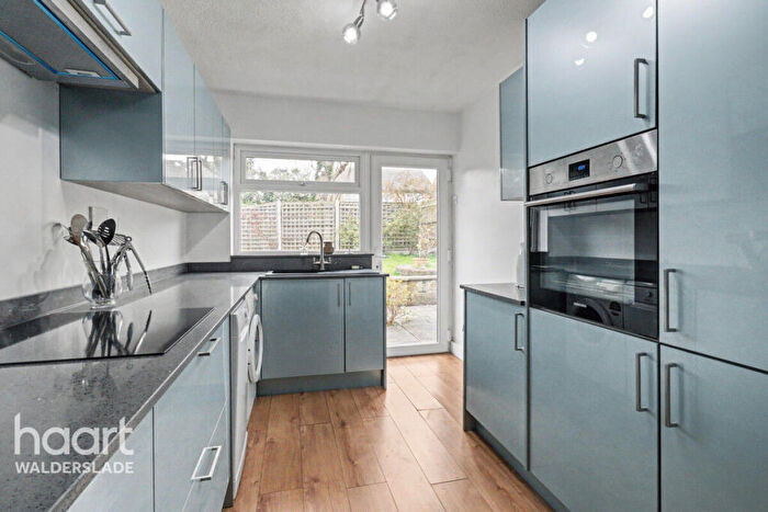 3 Bedroom Detached Bungalow For Sale In Lords Wood Lane, Chatham, ME5