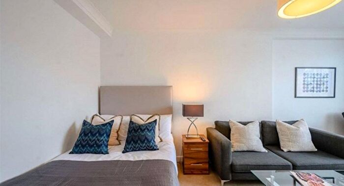 Studio To Rent In Hill Street, London, W1J