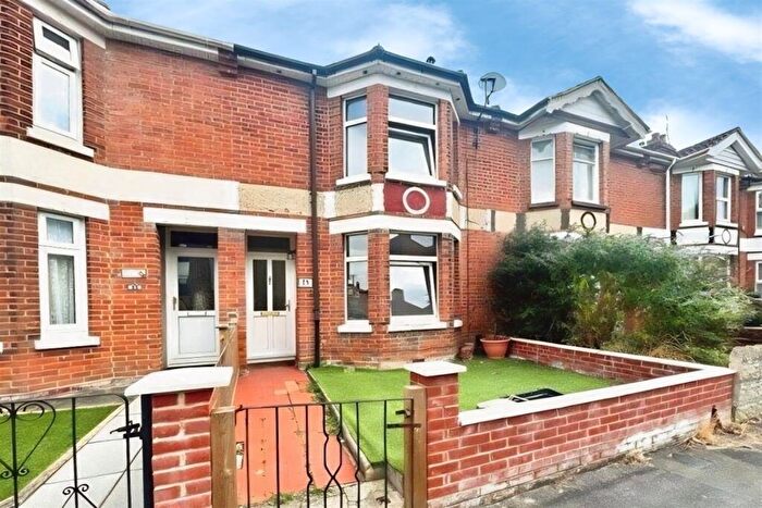 3 Bedroom House To Rent In Arnold Road, SO50