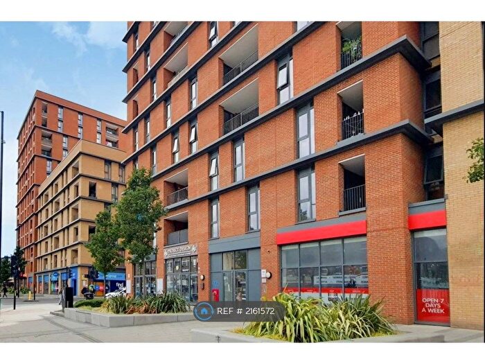 2 Bedroom Flat To Rent In Charlotte House, Sutton, SM1